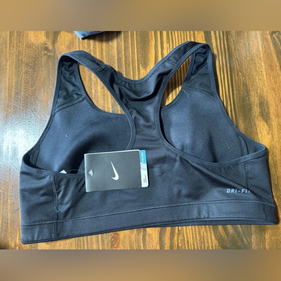 Nike Sports Bra - Picture 2 of 2